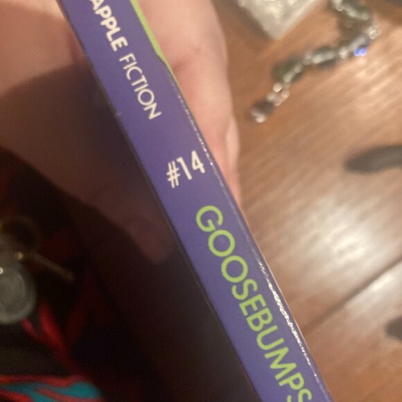 Vintage Book-Goosebumps The Werewolf of Fever Swamp #14-RL Stine 1998 - Picture 4 of 4